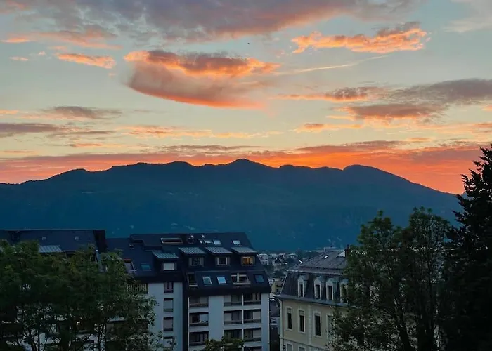 アパート Coeur D'aix, Vue Splendide Et Cachet エクスレバン